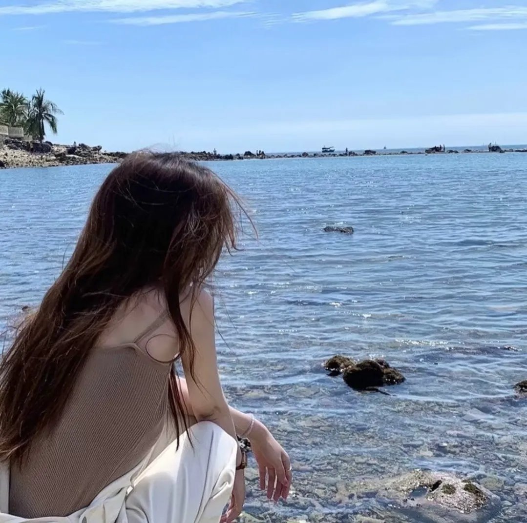 海滩杀机